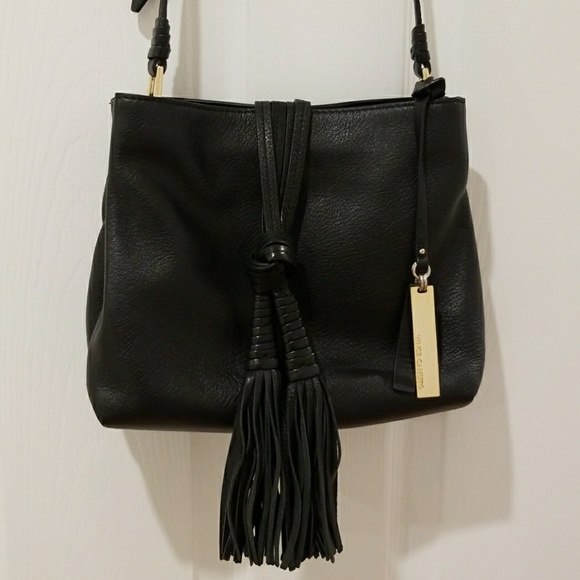 Vince Camuto Handbags - Vince Camuto Crossbody Bag